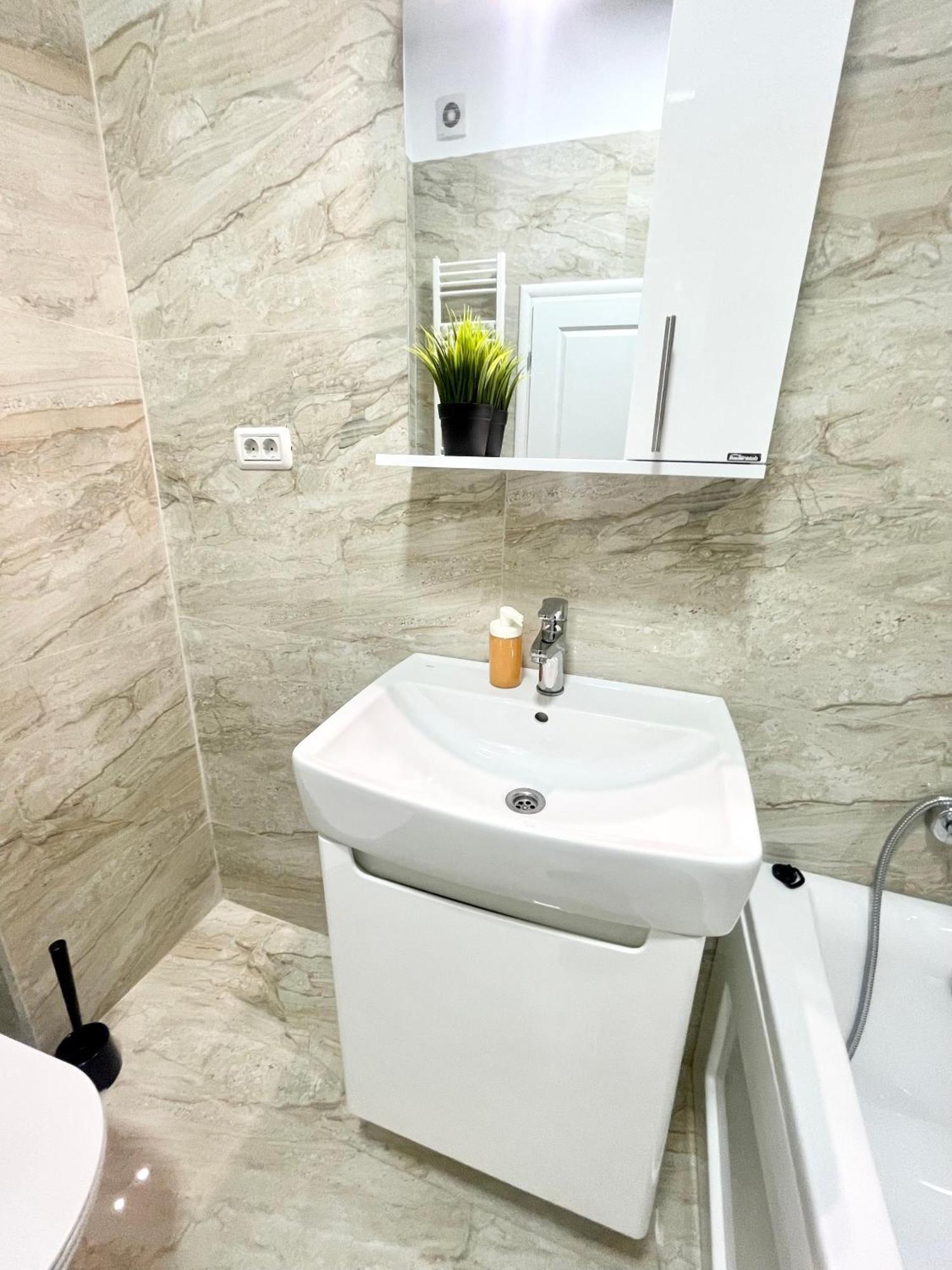 Central Adress Dd20 Бухарест Экстерьер фото